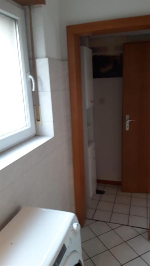 2 Zimmer Wohnungen K&K Unterkunft. Gbr Duisburg Exterior foto