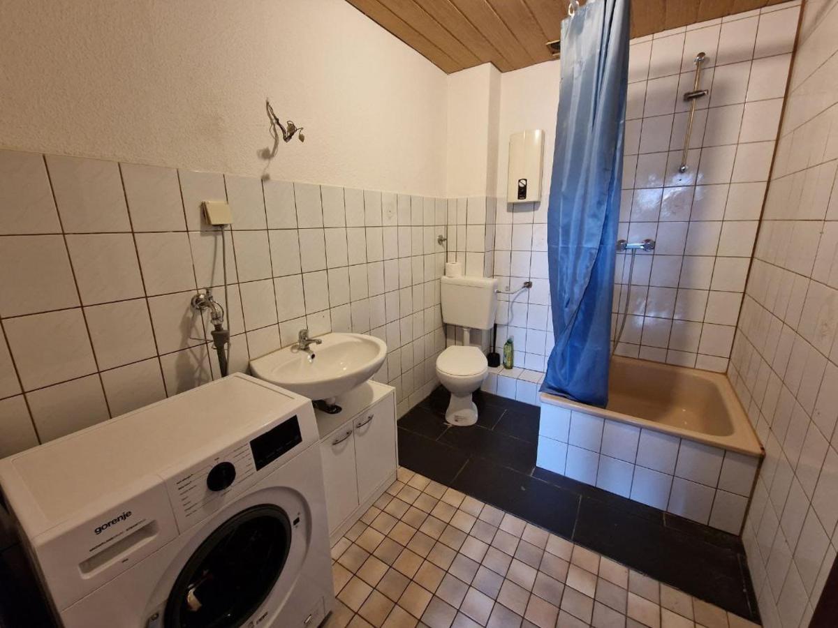 2 Zimmer Wohnungen K&K Unterkunft. Gbr Duisburg Exterior foto